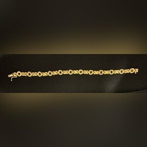 Stargold 585 XOXO Bracelet. Like New